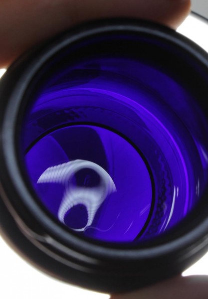Miron Envase cosmético de vidrio violeta hermético 100 ml